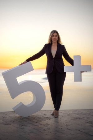 5+ (2020) poster