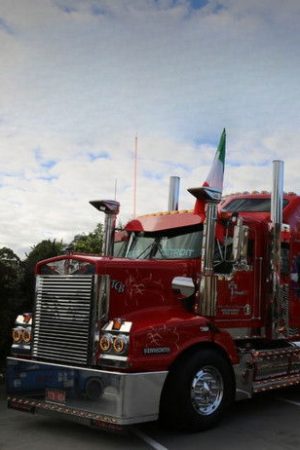 Rides Down Under: Aussie Truckers (2023) poster