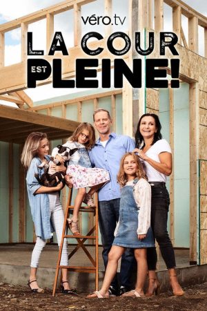 La cour est pleine! (2021) poster