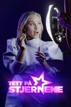 Tett på stjernene (2021) poster